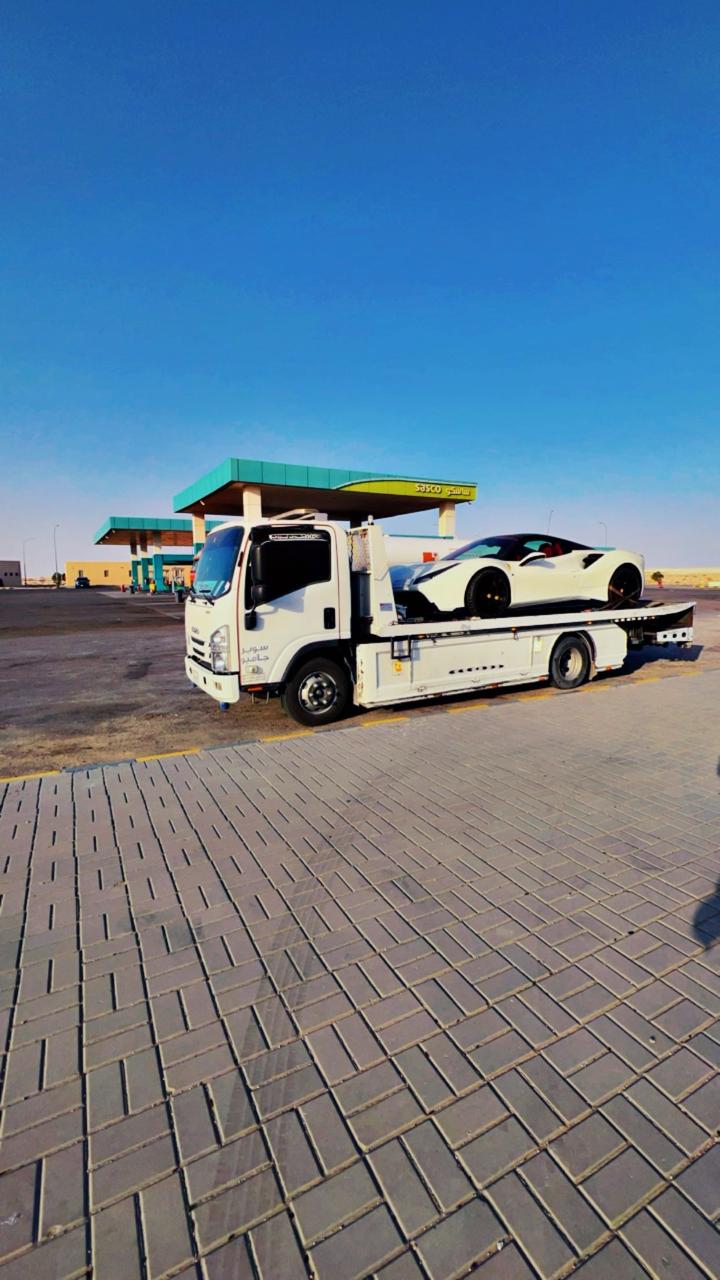 فيراري بيضاء